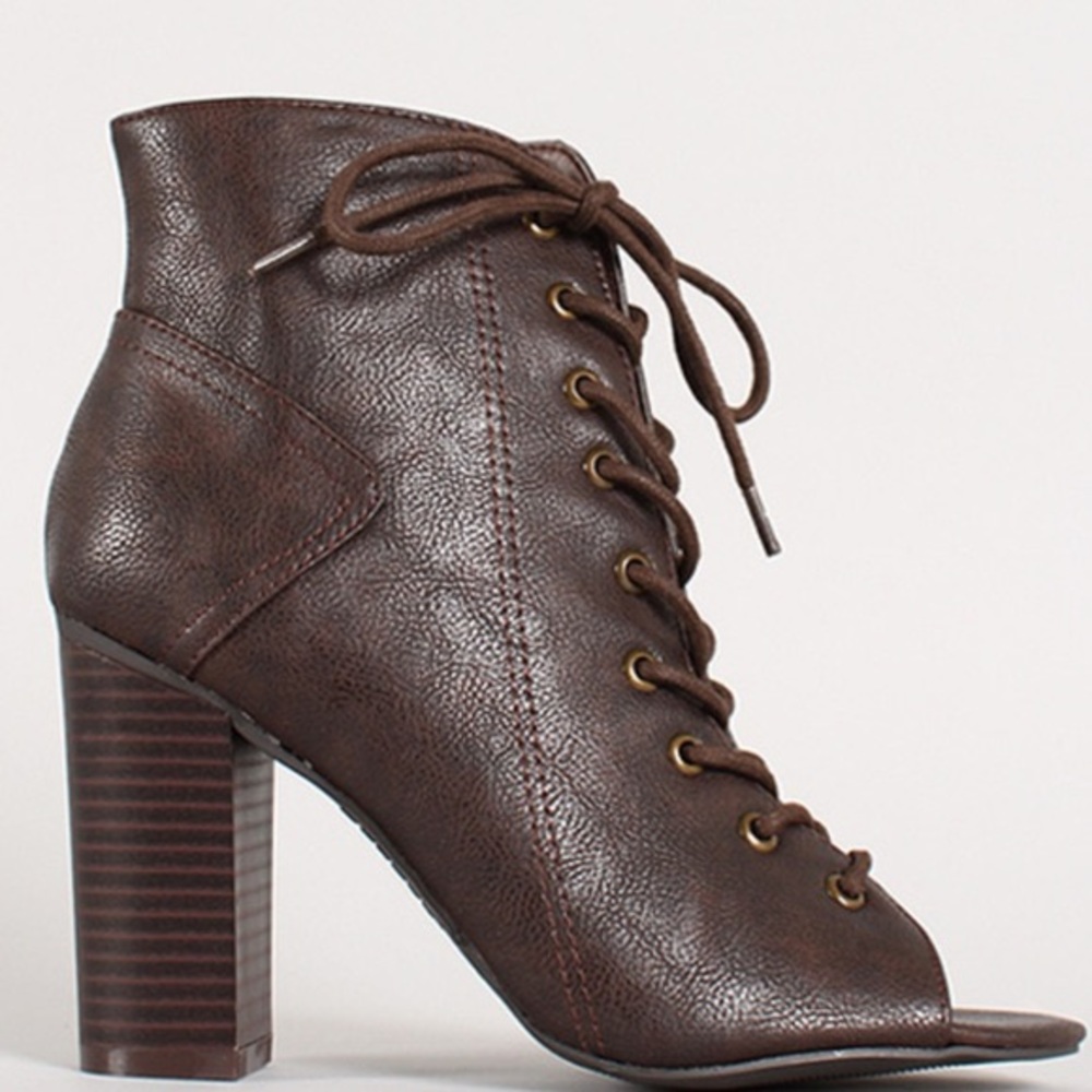 Bamboo Abbatha - 08 Lace-Up Peep Toe Booties